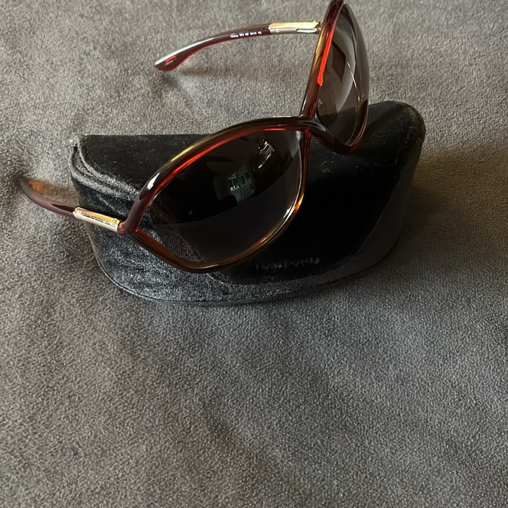 *SOLD* Tom Ford Whitney Sunglasses Red Brown Gold Tone Butterfly With Hard Case - Picture 10 of 14